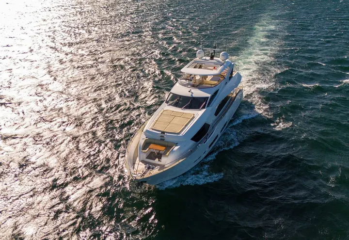 Sunseeker 95 Yacht